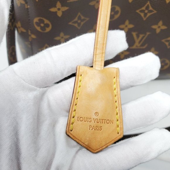 Louis Vuitton Montaigne MM Monogram Shoulder Bag - Picture 12 of 16